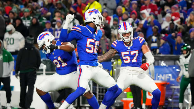 Buffalo Bills defensive tackle Ed Oliver defensive end Leonard Floyd defensive end AJ Epenesa